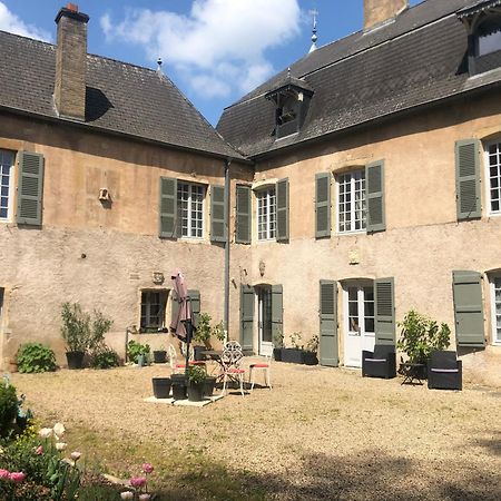 La Maison Des Gardes - Chambres D'Hotes Cluny Zewnętrze zdjęcie