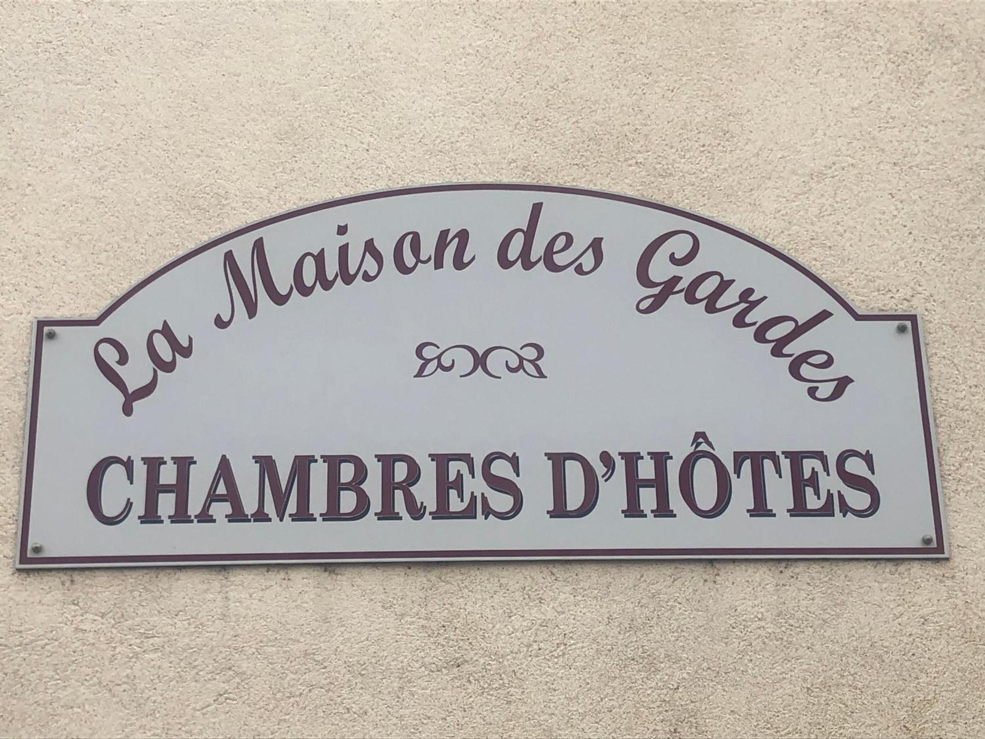 La Maison Des Gardes - Chambres D'Hotes Cluny Zewnętrze zdjęcie