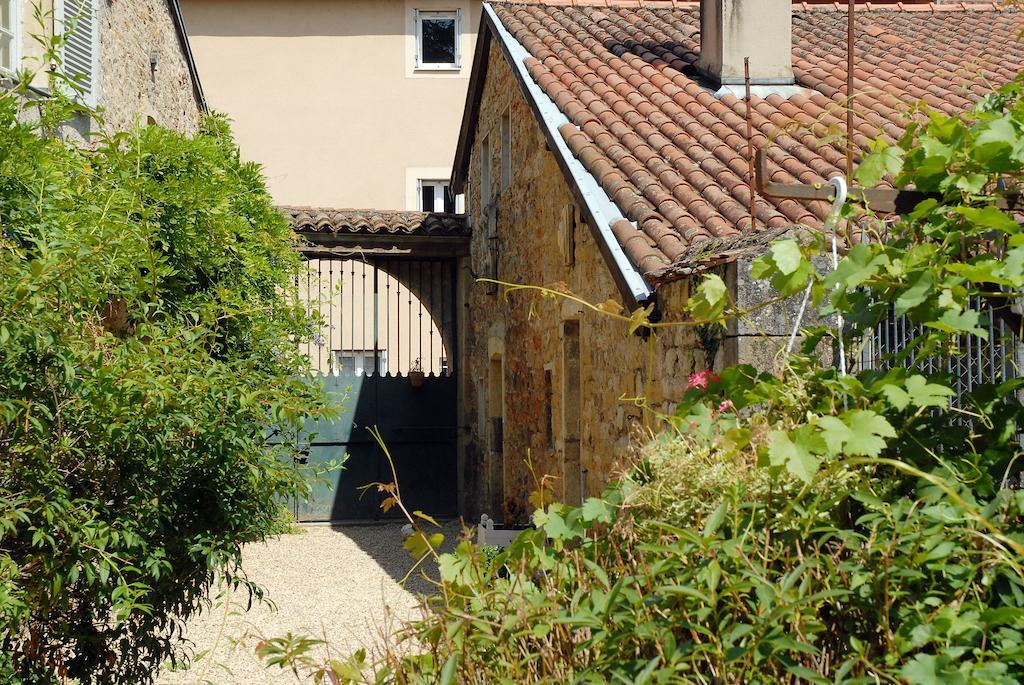 La Maison Des Gardes - Chambres D'Hotes Cluny Zewnętrze zdjęcie